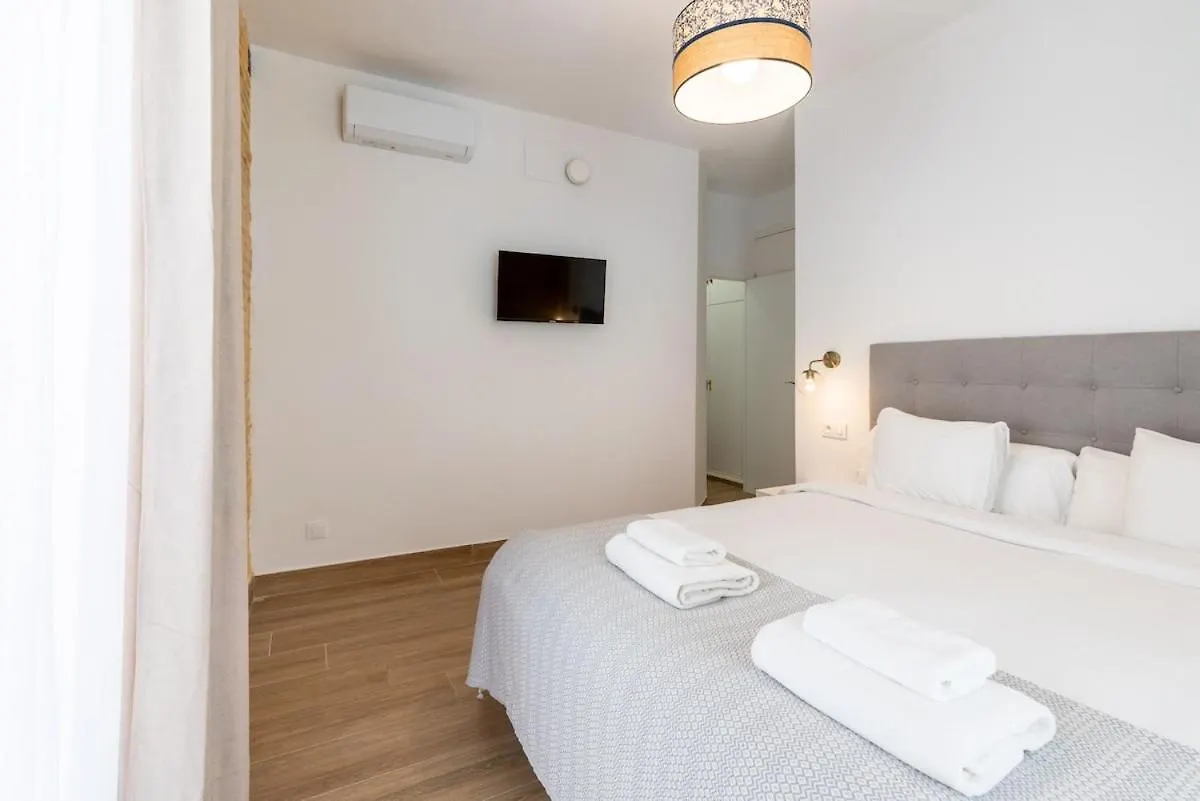 Aurora Nueva Casa Maestranza Catedral Parking Apartment Seville Spain